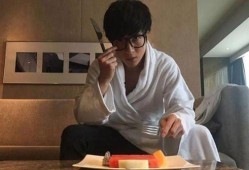 薛之谦娱乐主播吃瓜,吃瓜现场笑料百出